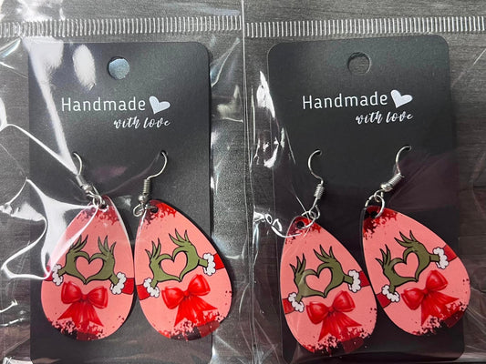 Grinch heart hand earrings